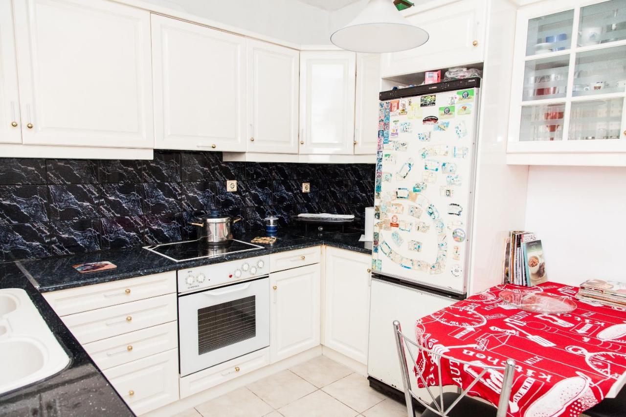 Sunny Apartment Near Metro Station Atene Esterno foto
