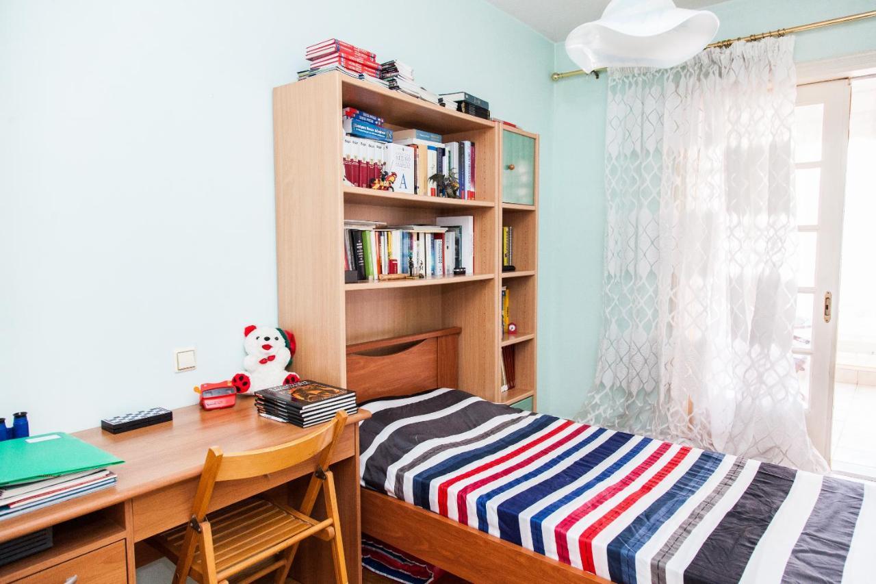 Sunny Apartment Near Metro Station Atene Esterno foto