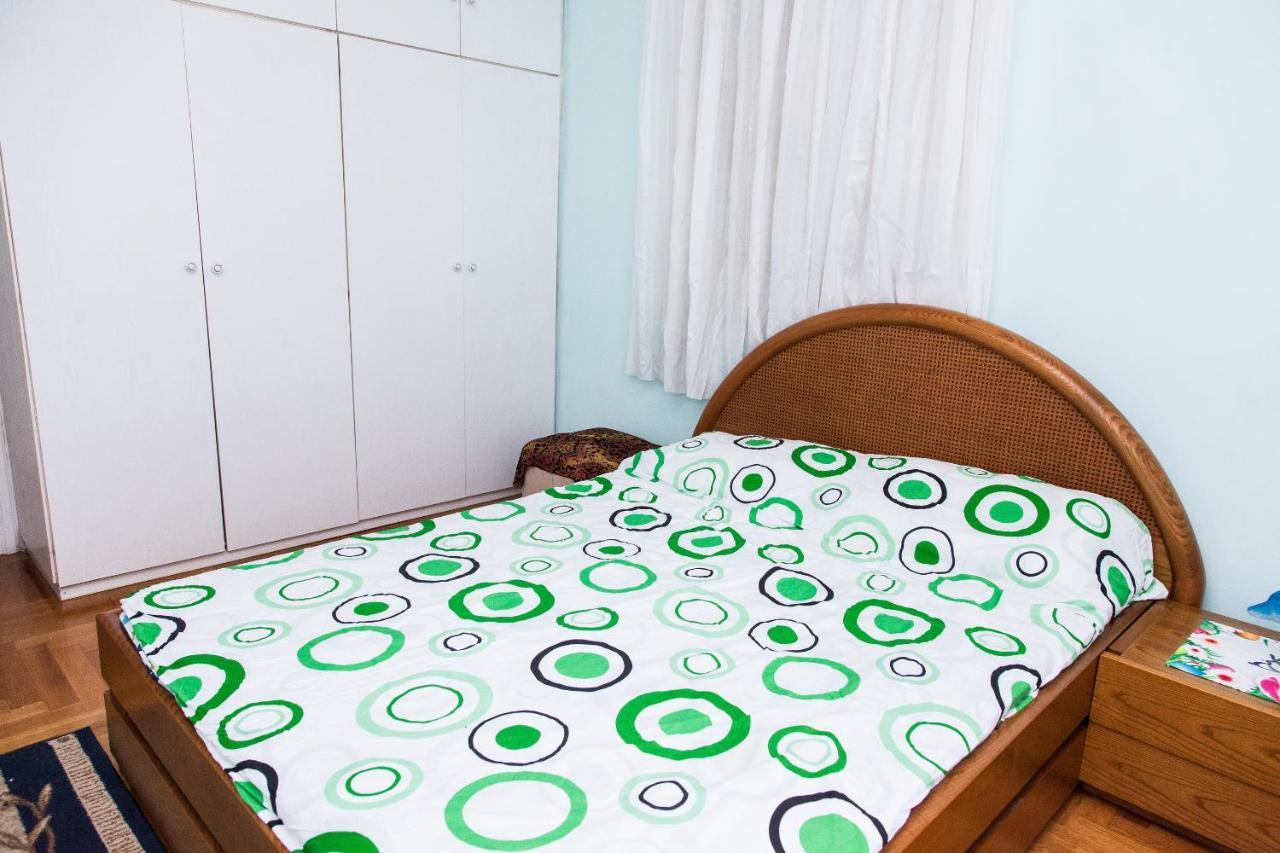 Sunny Apartment Near Metro Station Atene Esterno foto
